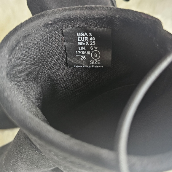 Christian Siriano black booties, size 8 - Picture 2 of 8